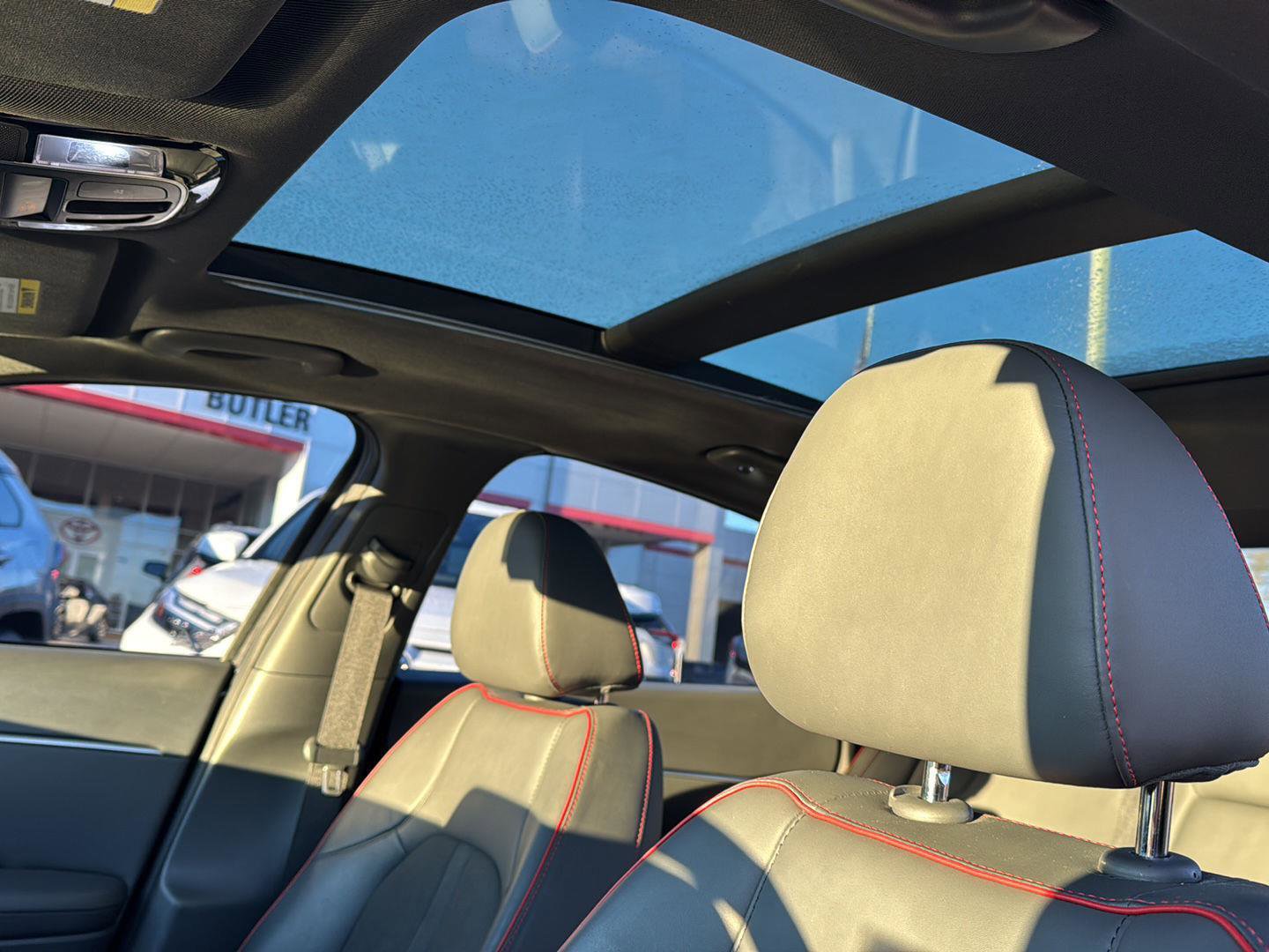 Used 2021 Hyundai Sonata SEL Plus w/ Tech Package image 28