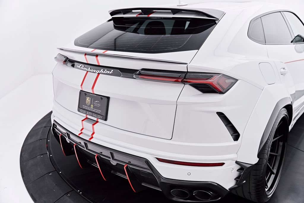 Used 2021 Lamborghini Urus AWD/4WD image 31