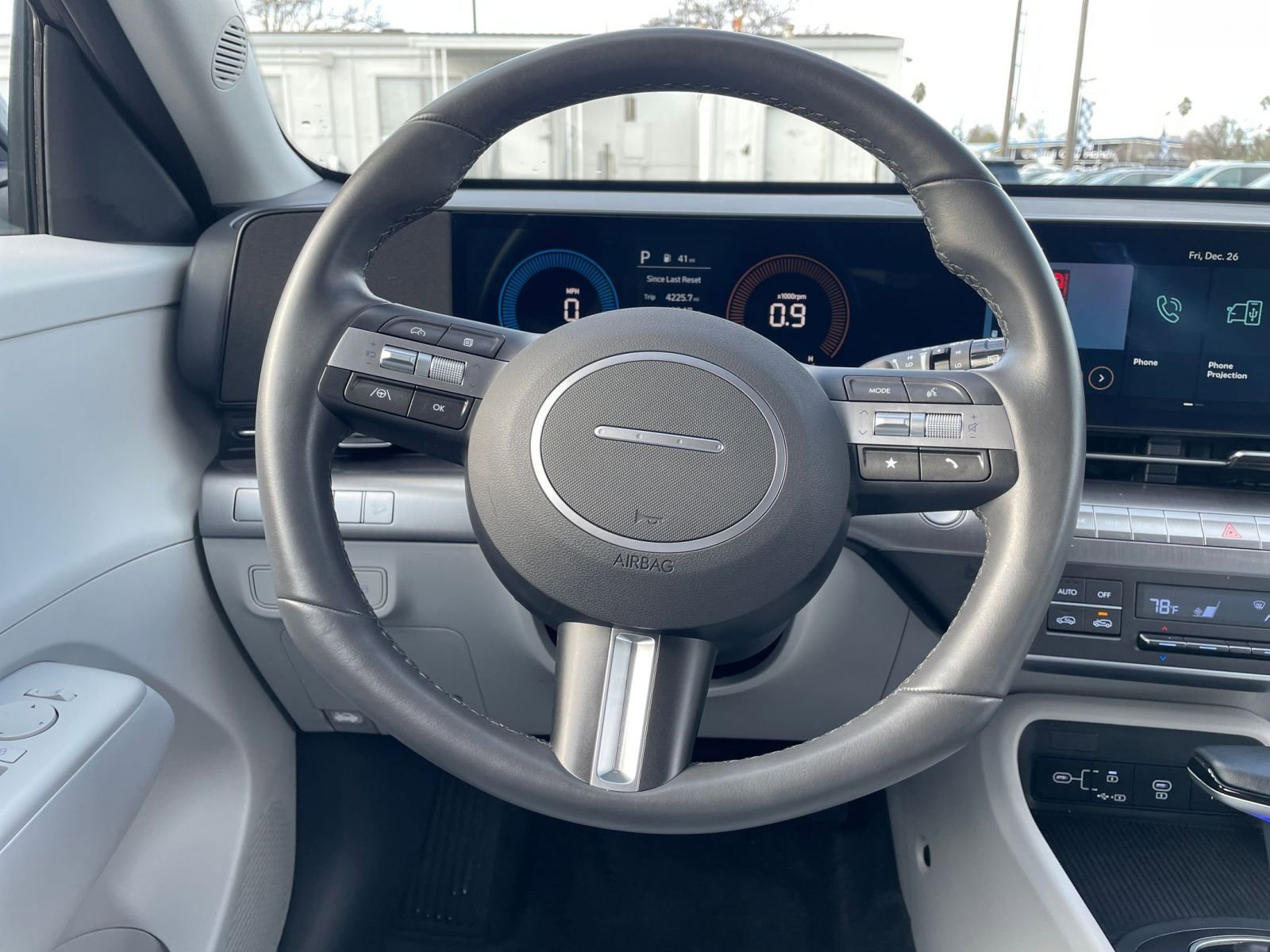 Used 2025 Hyundai Kona SEL image 34