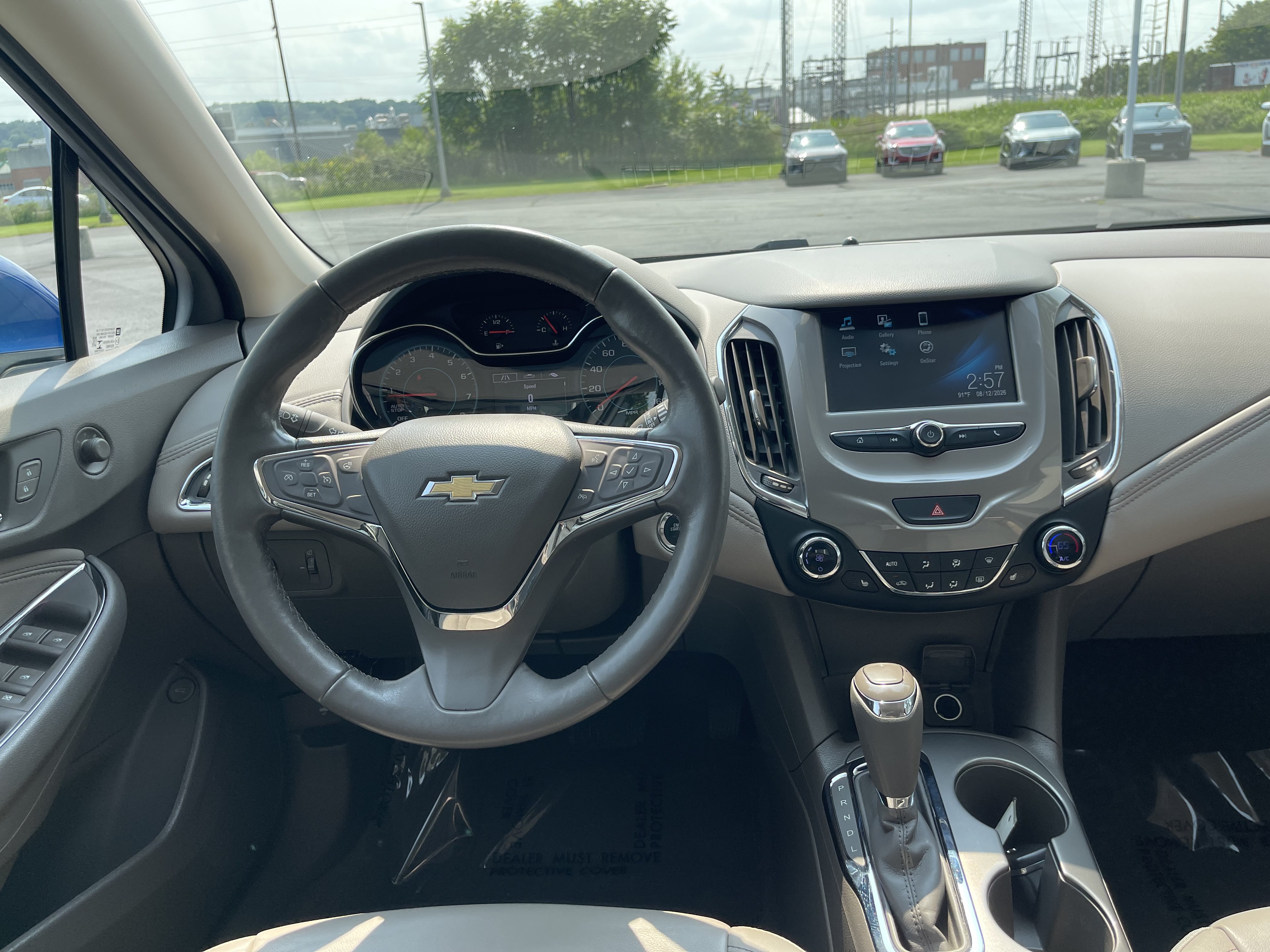 Used 2017 Chevrolet Cruze Premier w/ RS Package FWD image 23