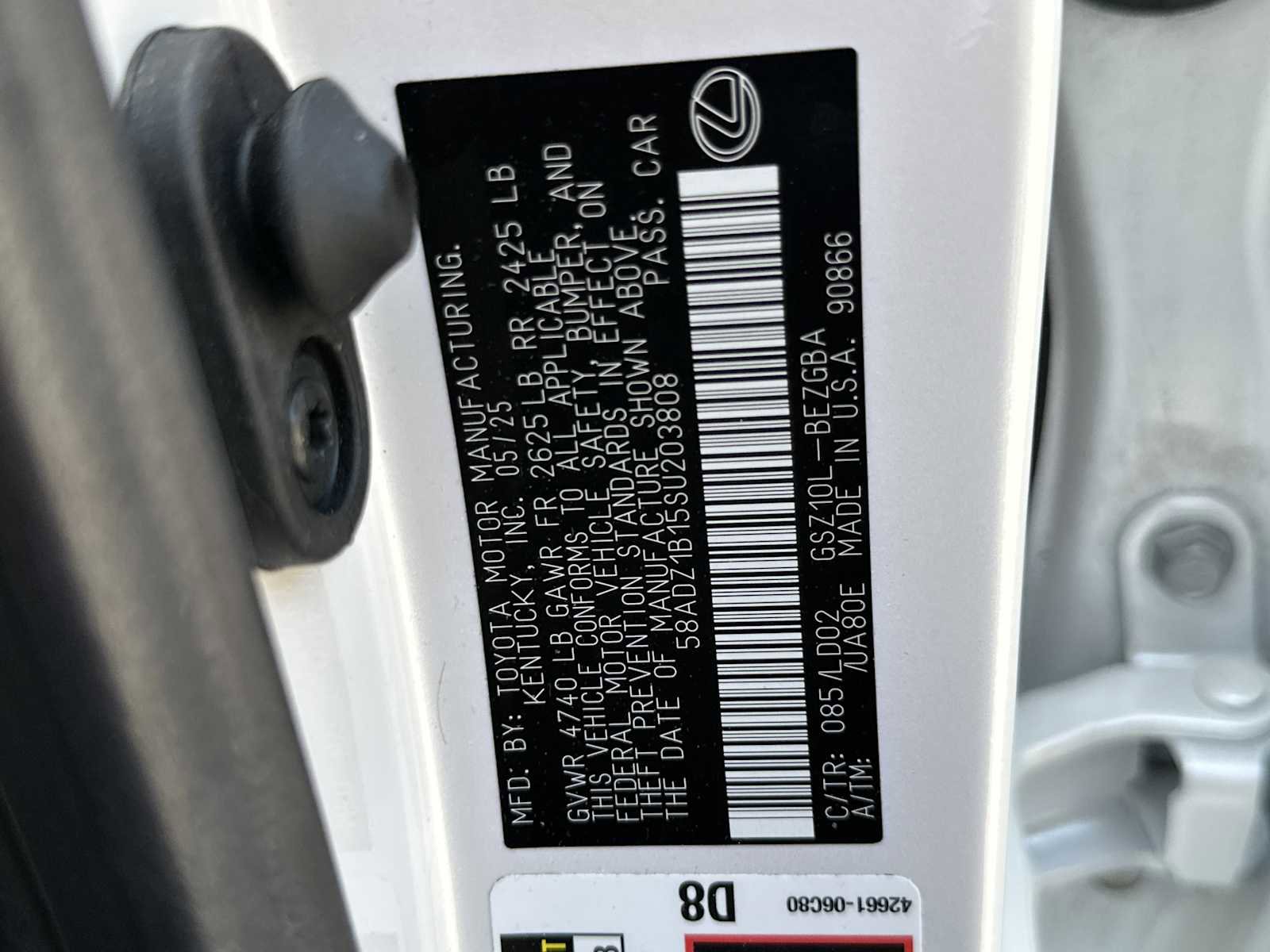 Used 2025 Lexus ES 350 w/ Premium Package image 27