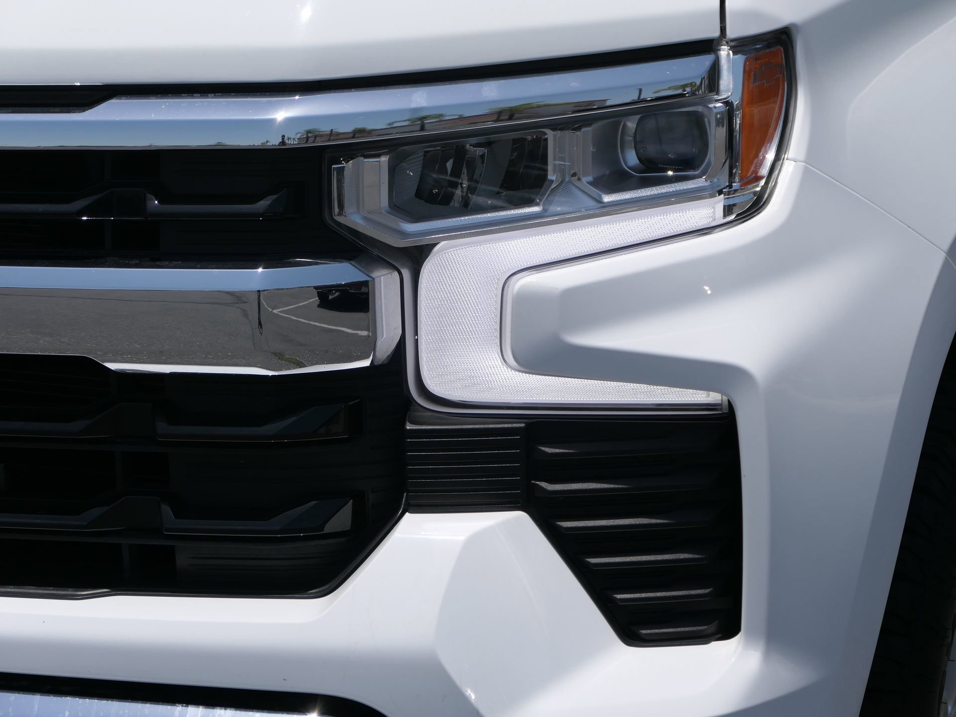 Used 2022 Chevrolet Silverado 1500 LT w/ LPO, Dark Essentials Package RWD image 10