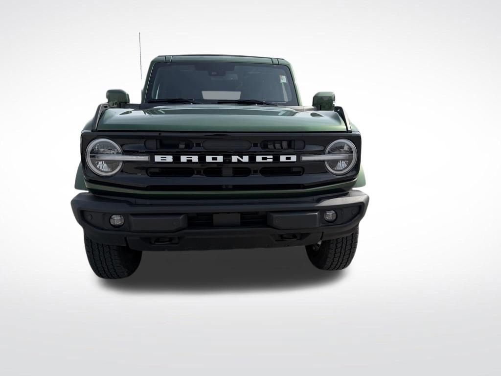 Used 2025 Ford Bronco Outer Banks image 8