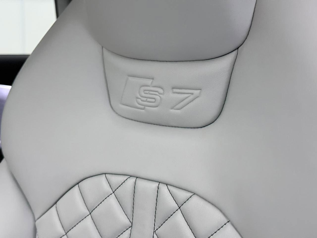 Used 2014 Audi S7 Prestige w/ Driver Assistance Package image 22