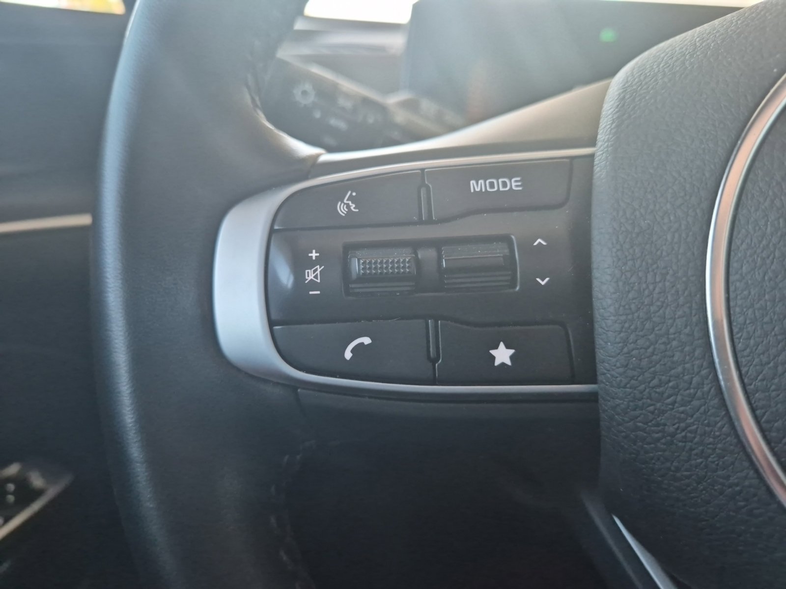 Used 2025 Kia K5 GT-Line w/ GT-Line Premium Package FWD image 13