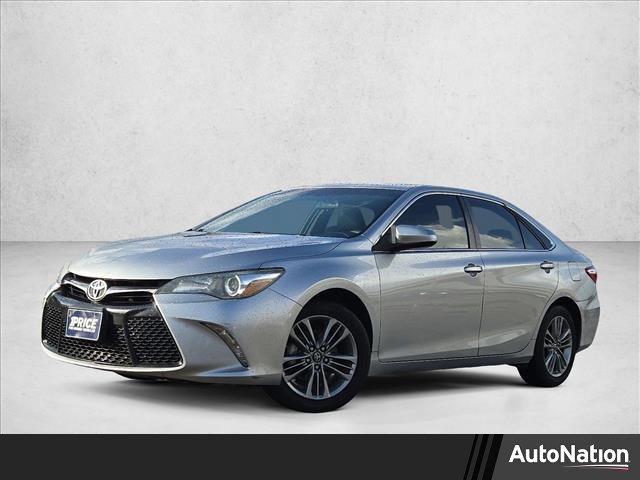 Used 2016 Toyota Camry SE w/ Moonroof Package image 1