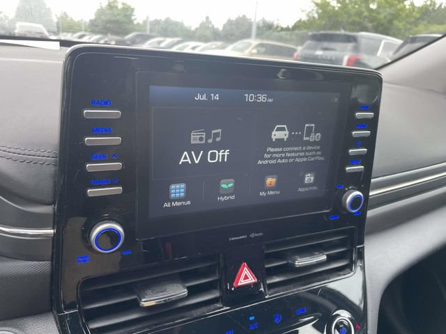 Used 2020 Hyundai Ioniq SE FWD image 26