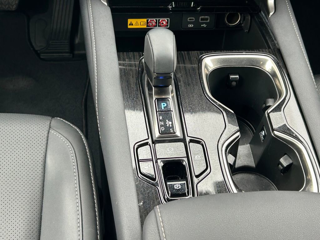 Used 2024 Lexus RX 350h w/ Accessory Package (K3) image 21