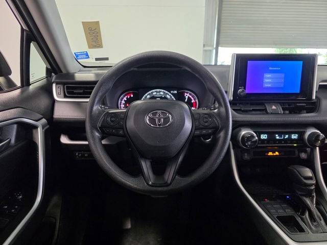 Used 2025 Toyota RAV4 XLE AWD/4WD image 22