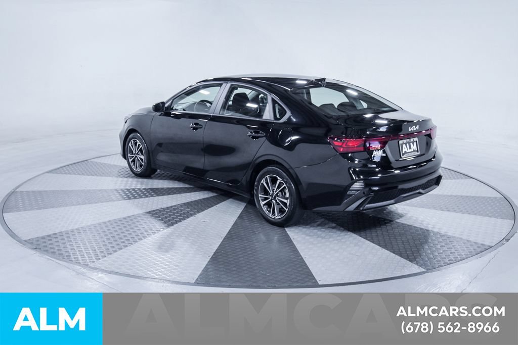 Used 2024 Kia Forte LXS FWD image 7
