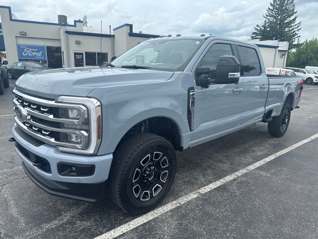 Used 2025 Ford F350 Lariat w/ Lariat Ultimate Package AWD/4WD image 7