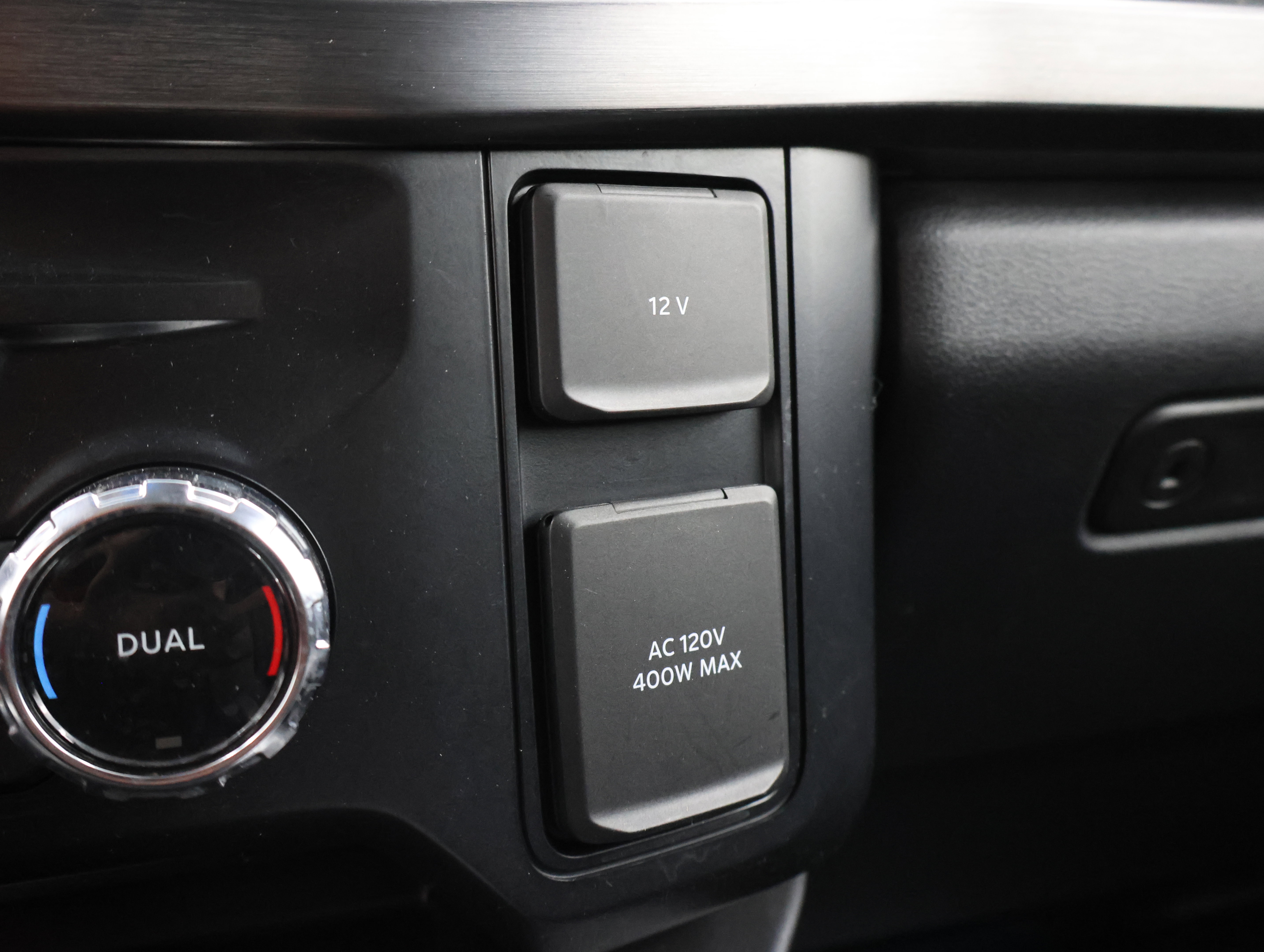 Used 2023 Ford F350 Lariat AWD/4WD image 45