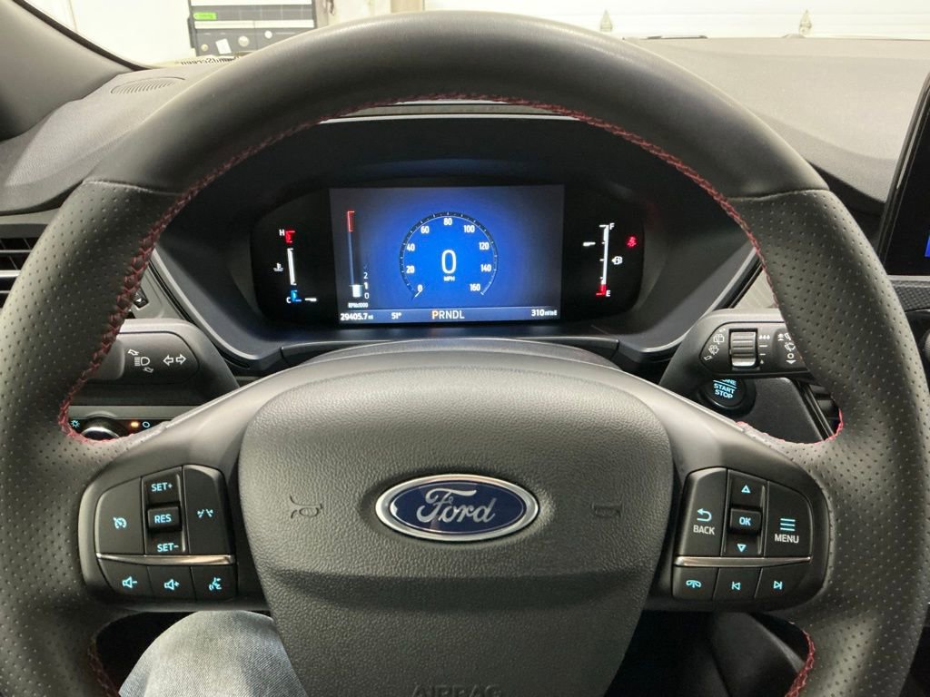 Used 2025 Ford Escape ST-Line image 11