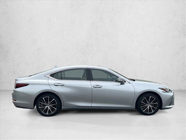 Used 2022 Lexus ES 350 w/ Premium Package image 4