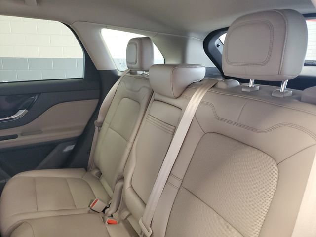 Used 2023 Lincoln Corsair AWD w/ Equipment Group 101A image 28