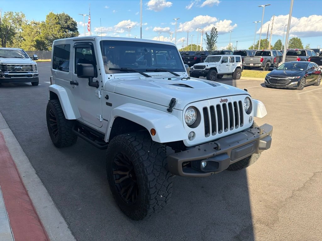 Used 2017 Jeep Wrangler Sahara AWD/4WD image 9