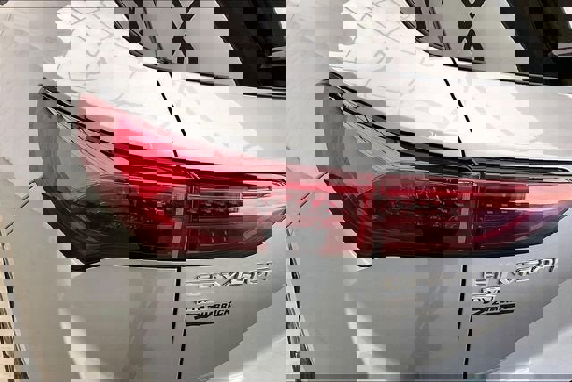 Used 2025 Buick Envision Sport Touring image 27