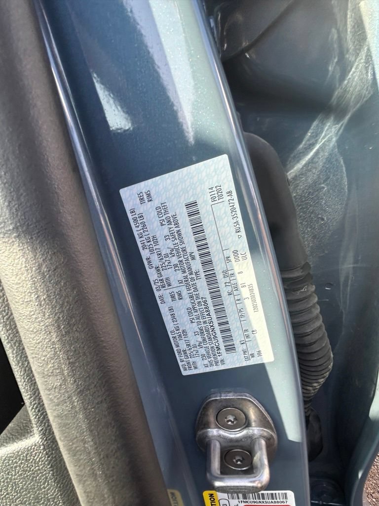 Used 2025 Ford Escape Active AWD/4WD image 9
