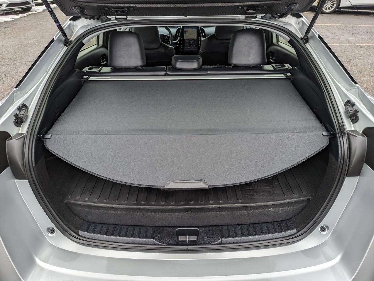 Used 2022 Toyota Prius Prime XLE image 39