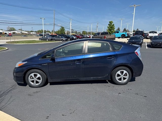 Used 2013 Toyota Prius Two FWD image 4