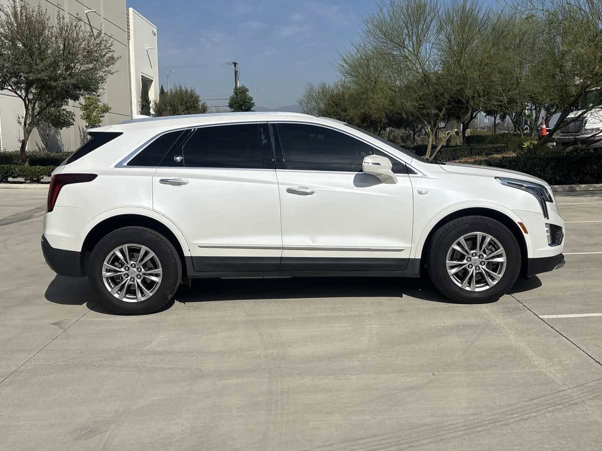 Used 2020 Cadillac XT5 Premium Luxury image 2