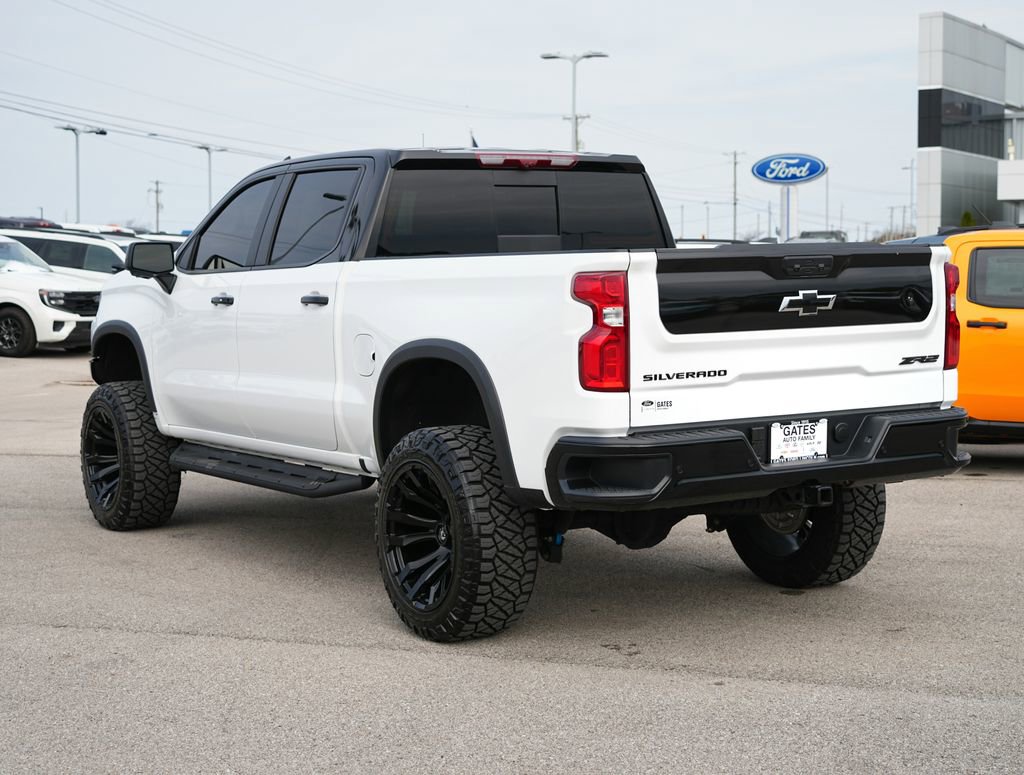 Used 2026 Chevrolet Silverado 1500 ZR2 w/ Dark Appearance Package image 12