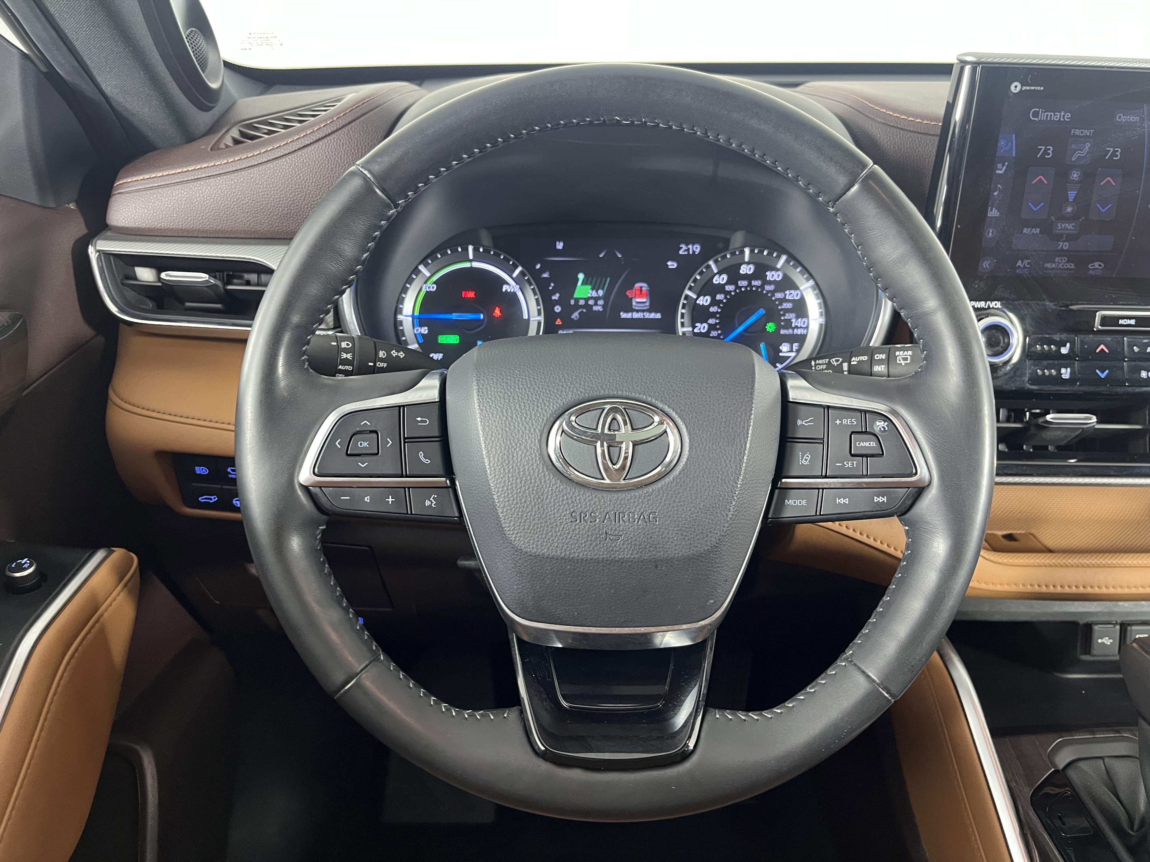 Used 2021 Toyota Highlander Platinum image 12
