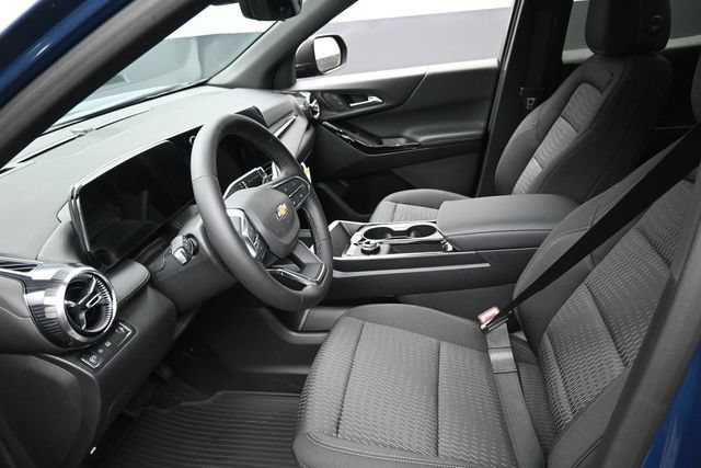 New 2026 Chevrolet Equinox LT w/ Safety and Technology Package FWD image 8