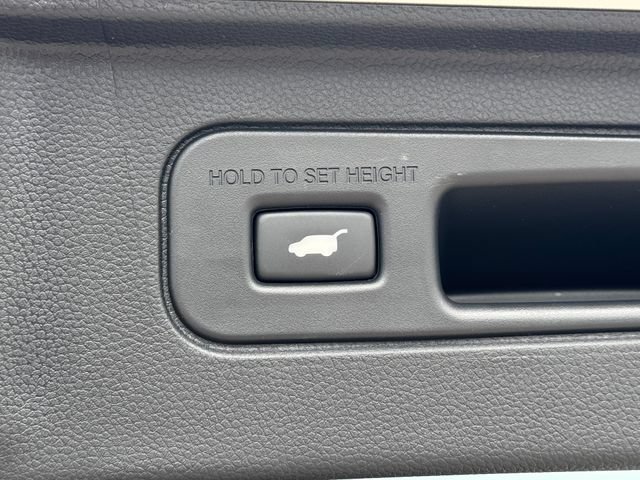 New 2026 Honda Pilot Touring image 13