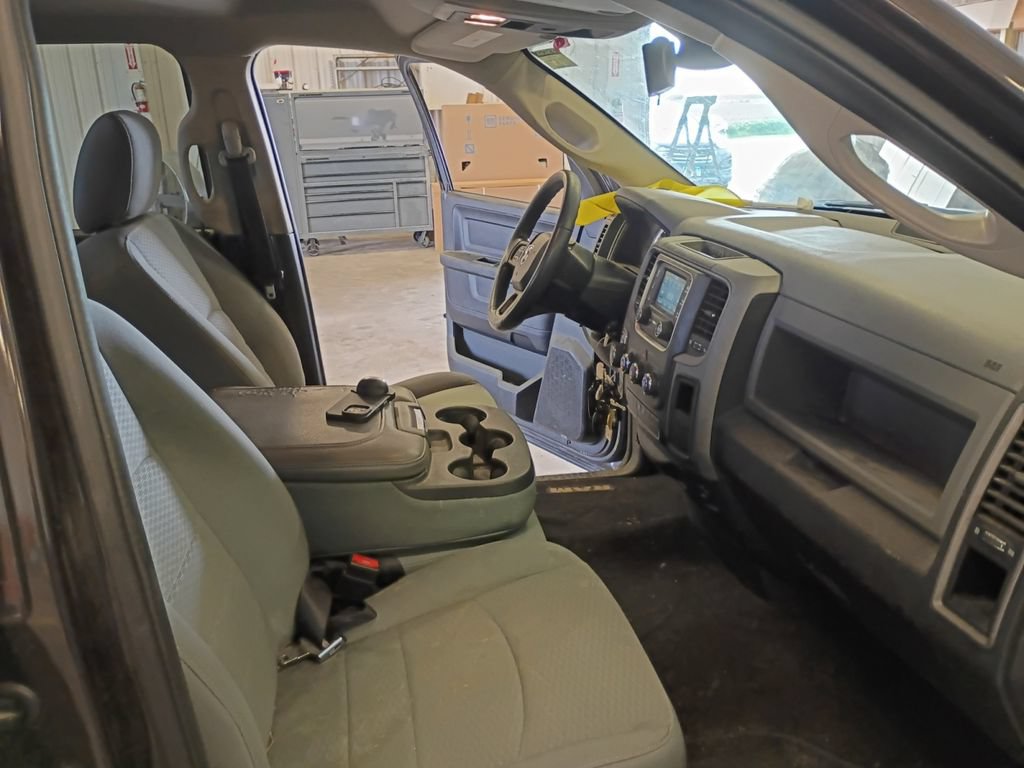 Used 2016 RAM 1500 Tradesman w/ Popular Equipment Group AWD/4WD image 38