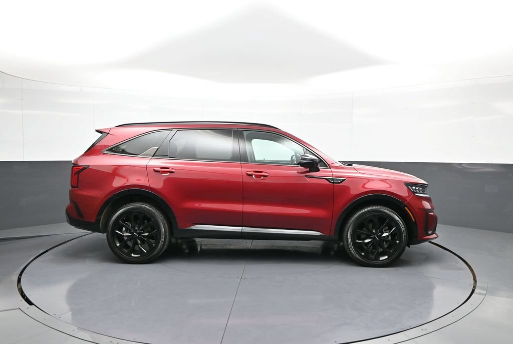 Certified 2023 Kia Sorento SX AWD/4WD image 5