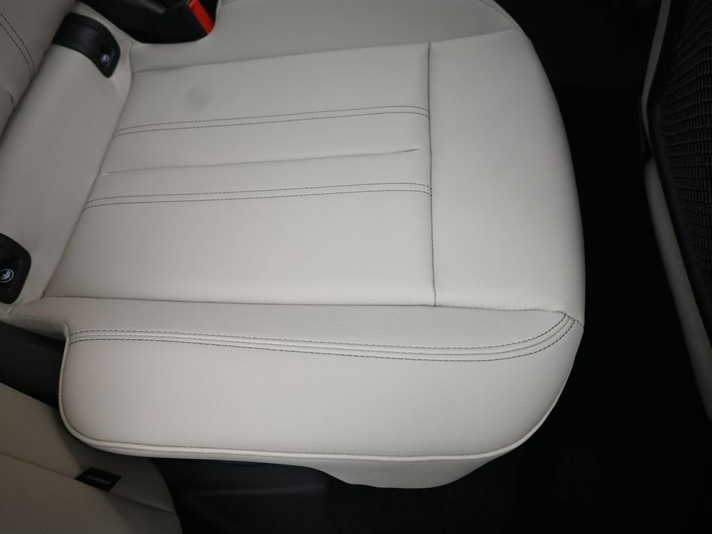 Certified 2025 Audi Q5 Premium w/ 19" Wheel Package image 16