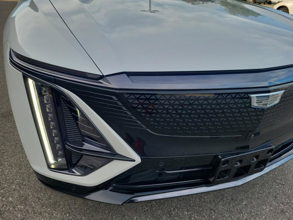 Certified 2024 Cadillac Lyriq Sport AWD/4WD image 24