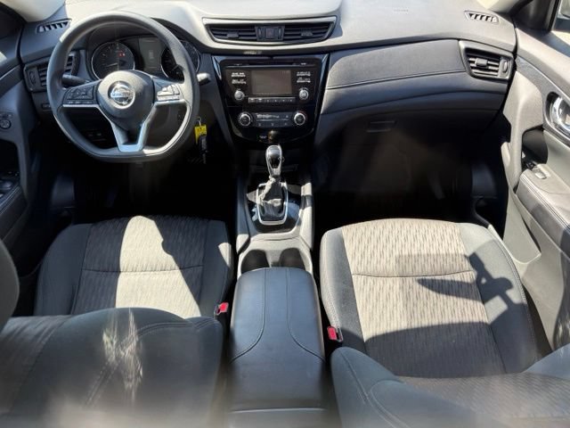 Used 2017 Nissan Rogue S AWD/4WD image 30