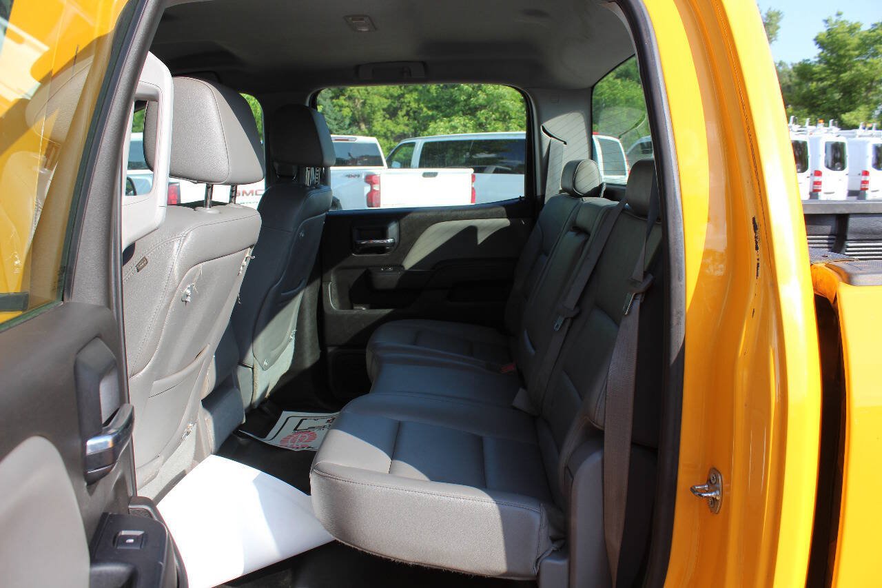 Used 2015 Chevrolet Silverado 2500 W/T AWD/4WD image 16