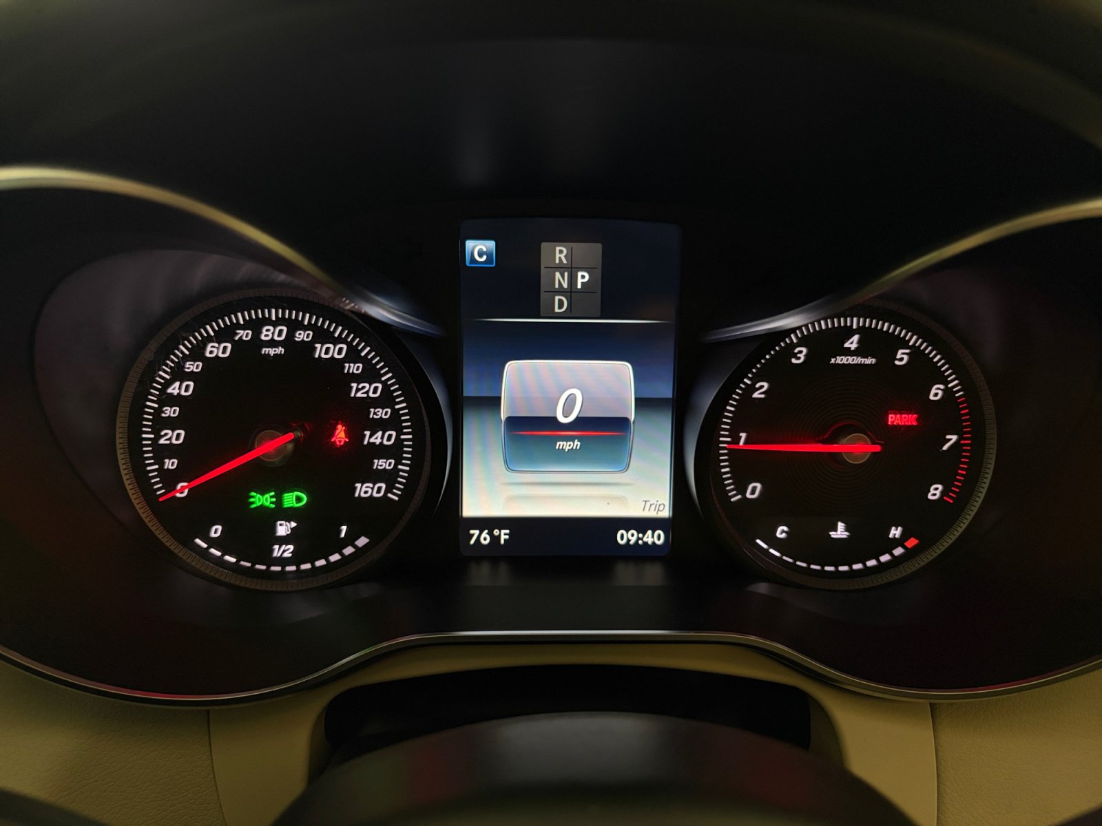 Used 2019 Mercedes-Benz GLC 300 4MATIC image 6