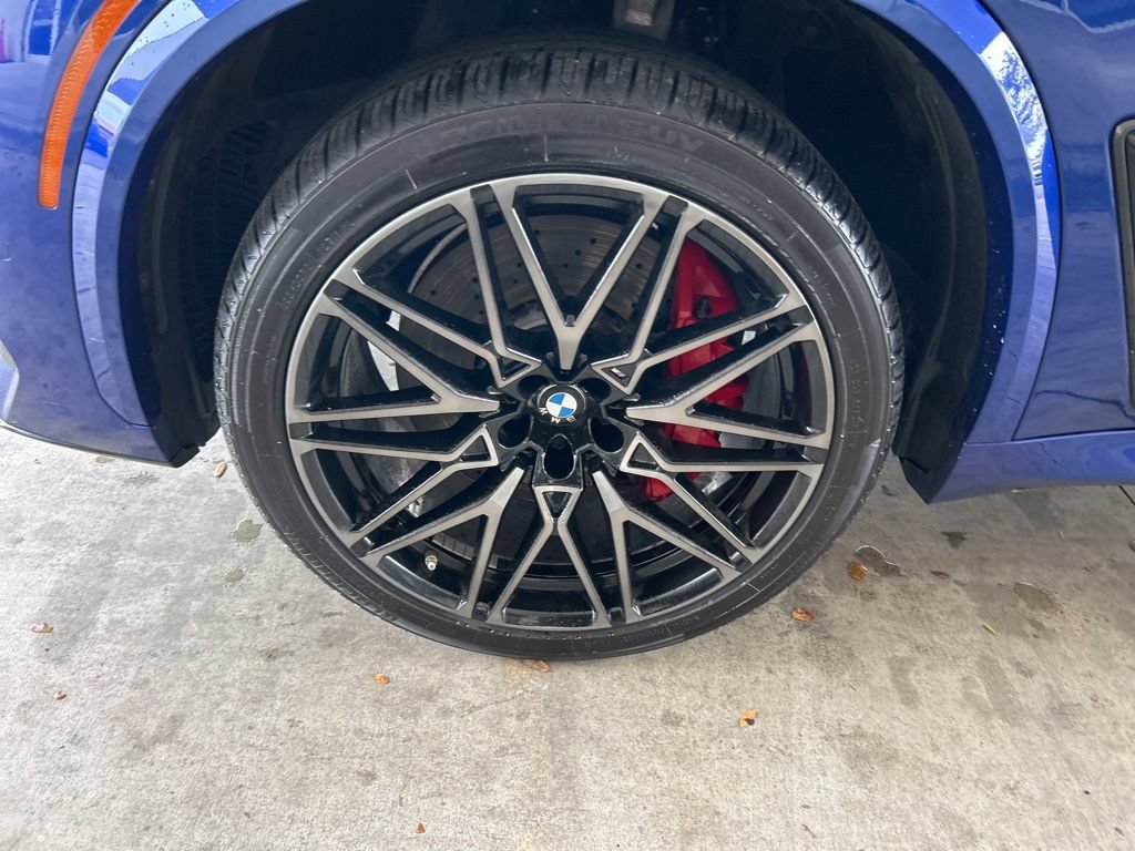Used 2021 BMW X5 M w/ Competition Package AWD/4WD image 15