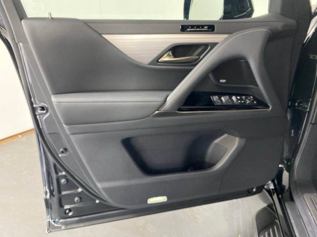 Certified 2026 Lexus LX 700h F Sport AWD/4WD image 25