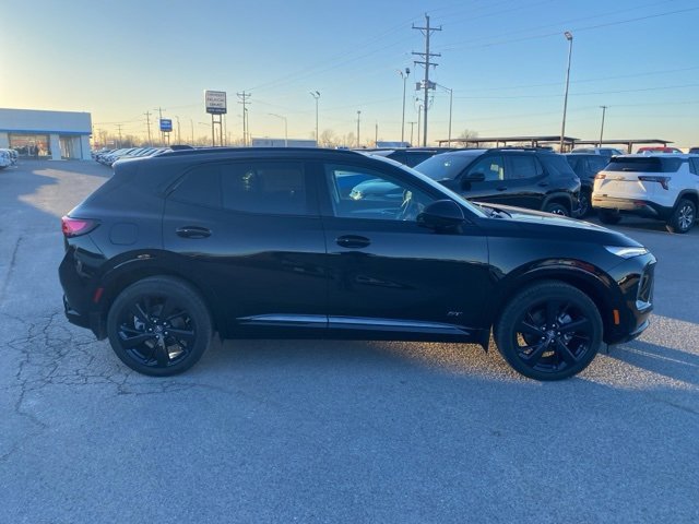 New 2025 Buick Envision Sport Touring image 7