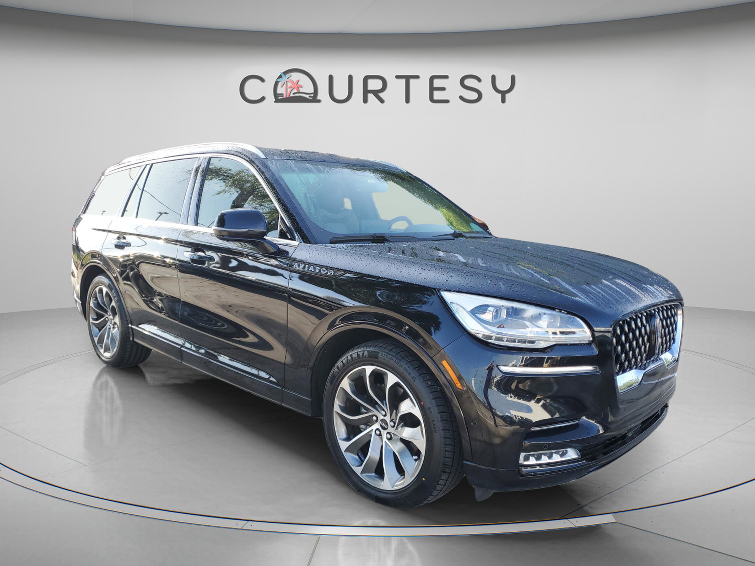 Used 2021 Lincoln Aviator Grand Touring w/ Equipment Group 302A image 5