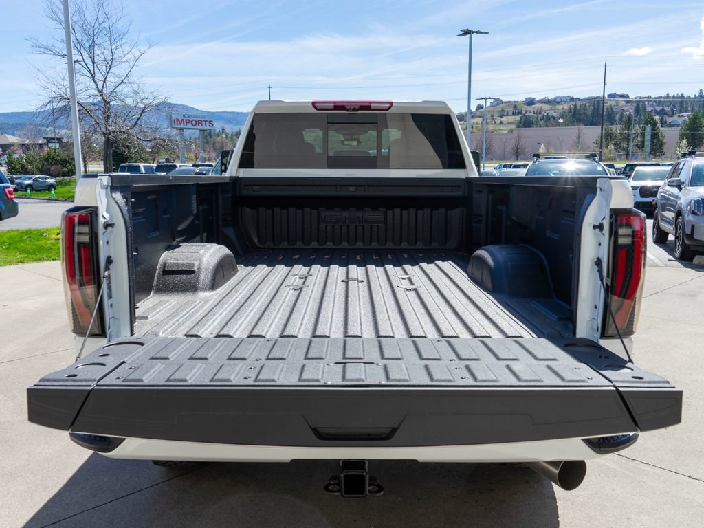 New 2026 GMC Sierra 3500 AT4 w/ AT4 Premium Plus Package AWD/4WD image 34
