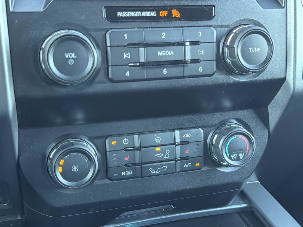 Used 2019 Ford F150 XLT w/ Equipment Group 302A Luxury AWD/4WD image 22