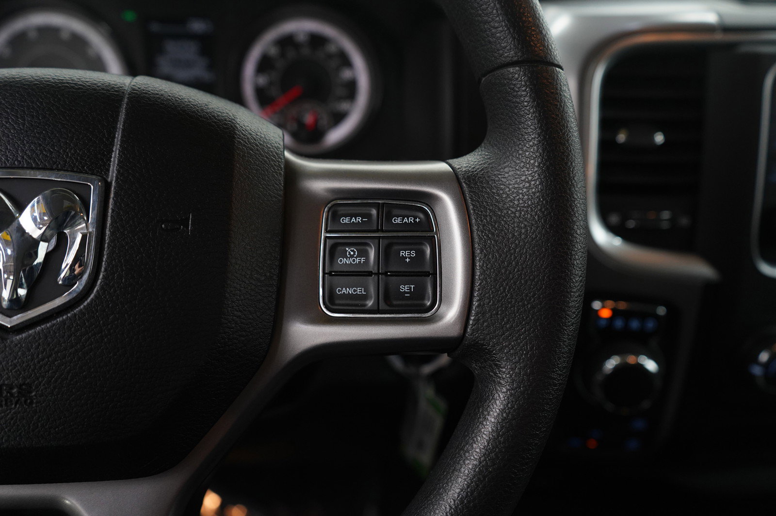 Used 2023 RAM 1500 Classic SLT image 21