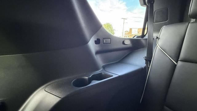 Used 2022 Cadillac Escalade Premium Luxury AWD/4WD image 64