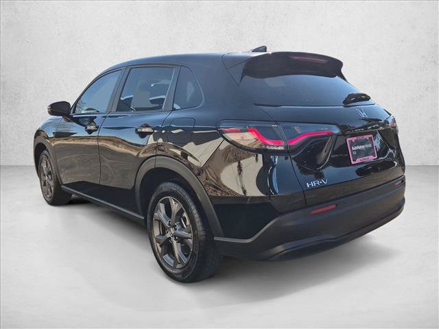 Certified 2027 Honda HR-V LX image 8