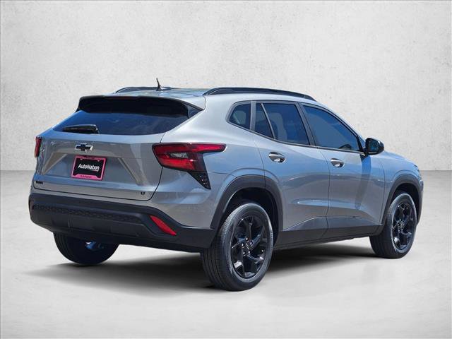 New 2026 Chevrolet Trax LT w/ Driver Confidence Package FWD video 2