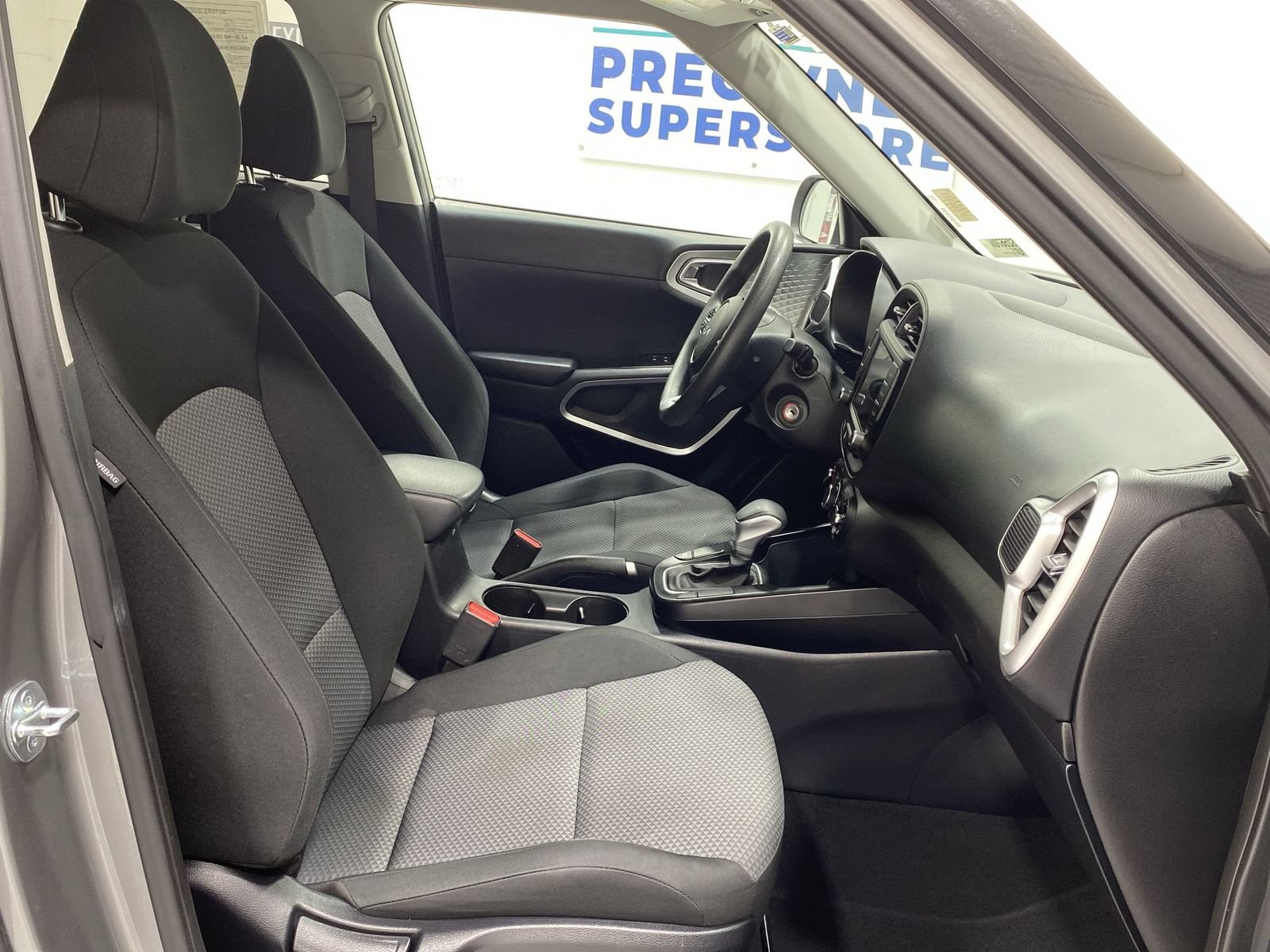 Used 2023 Kia Soul LX w/ Option Group 015 FWD image 23