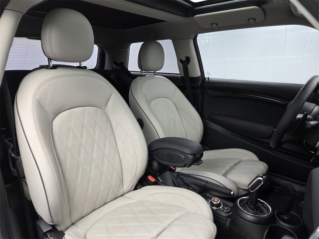 Used 2021 MINI Cooper S image 14