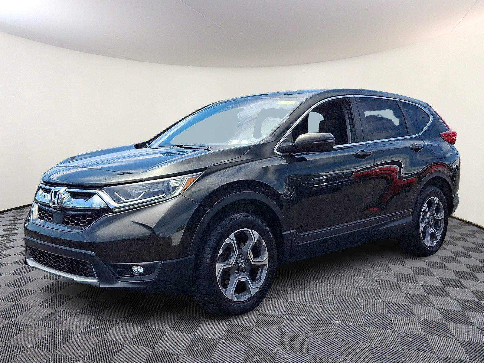 Used 2018 Honda CR-V EX image 3