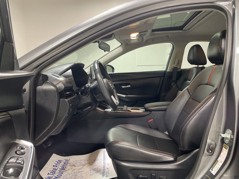 Used 2024 Nissan Sentra SR w/ SR Premium Package image 19